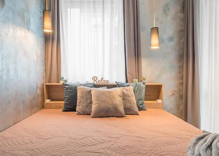 Two-bedrooms Cbd Bp * Budapest