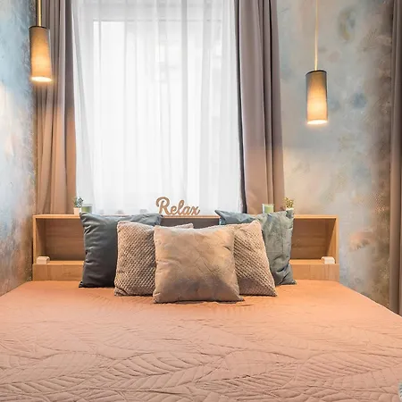 Two-bedrooms Cbd Bp * 布达佩斯