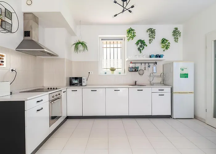 Two-bedrooms Cbd Bp Будапешт