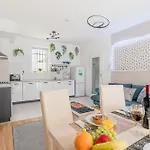 Apartment Two-bedrooms Cbd Bp *