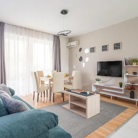 Two-bedrooms Cbd Bp ブダペスト